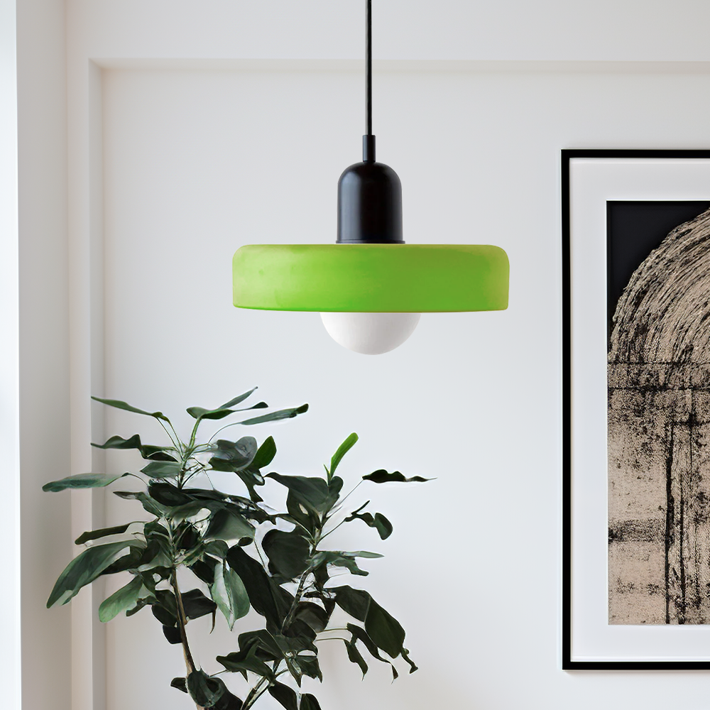 Nordische Pendelleuchte mit Retro-Glas-Look für bunte moderne Räume | Temsk