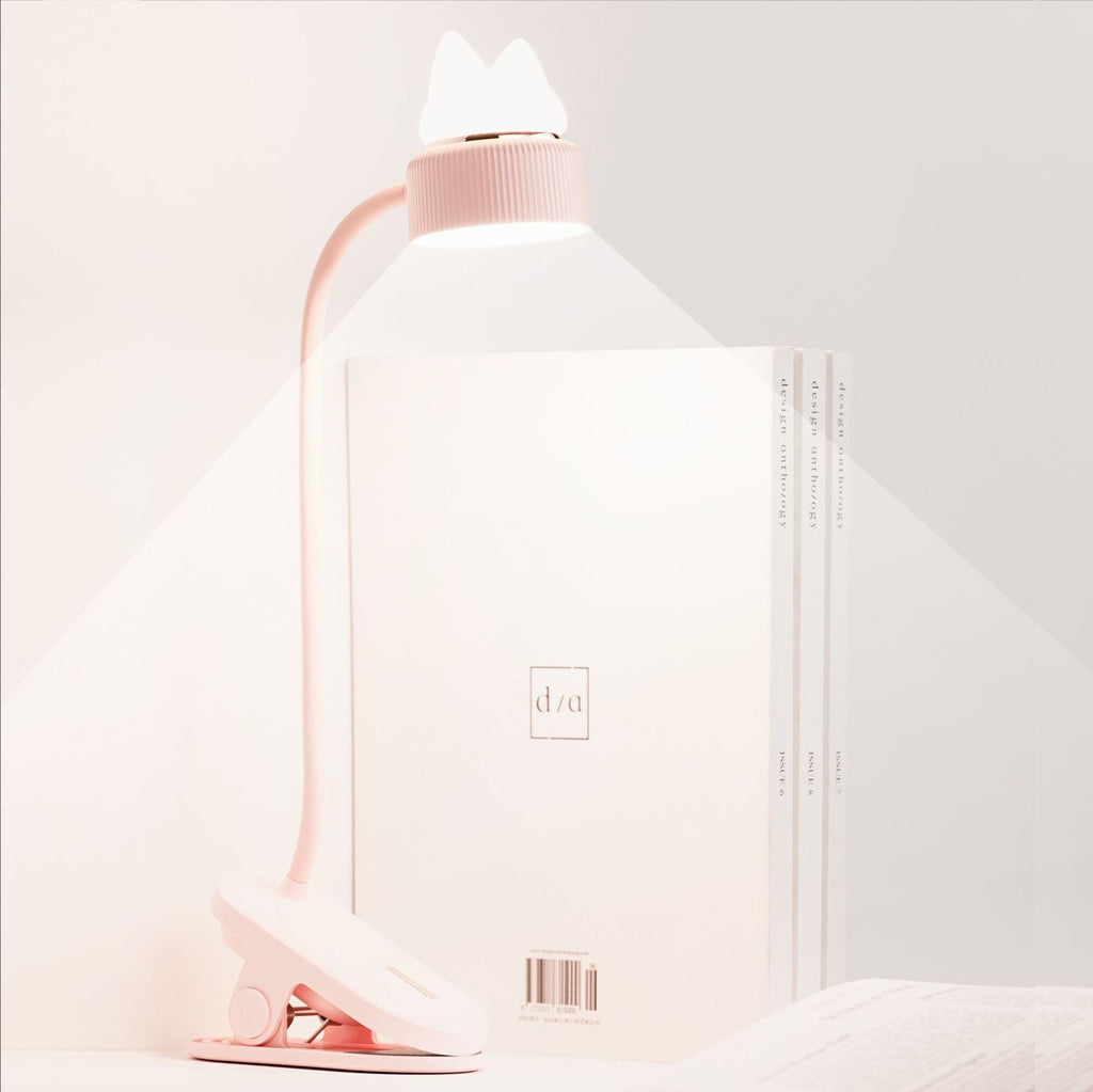 LED lampa LumaClip s klipem ve tvaru kočičích uší pro domácí kancelář a pohodlí očí | Temsk