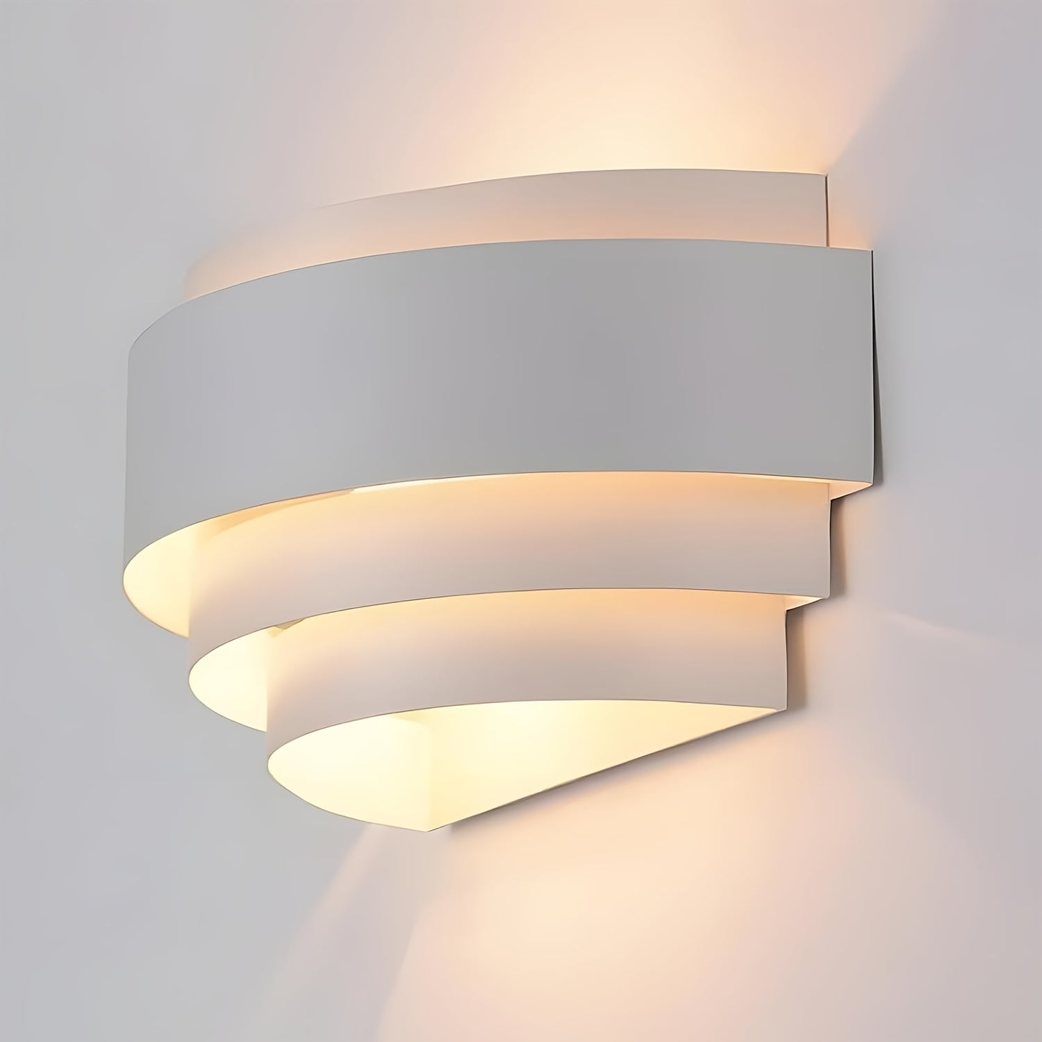 Moderne Metall-Wandlampe mit Auf- und Abwärtslicht | Temsk