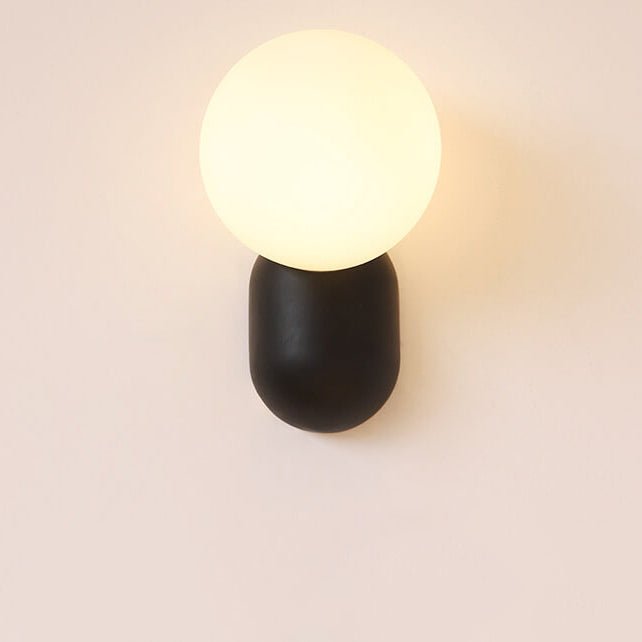 Elegant 1-Light Modern Glass Globe Wall Sconce For Home Lighting | Temsk
