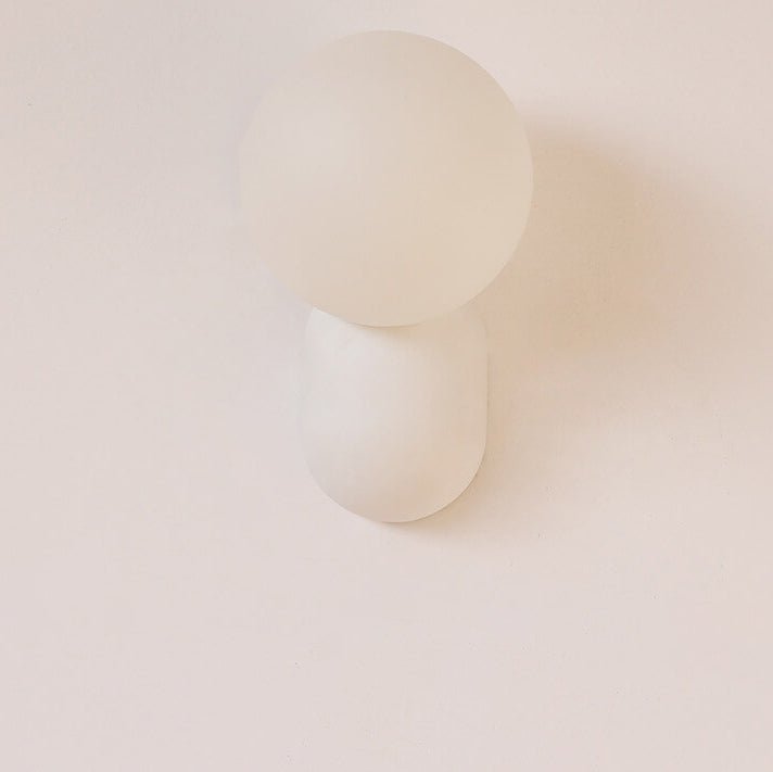 Elegant 1-Light Modern Glass Globe Wall Sconce For Home Lighting | Temsk