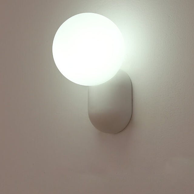 Elegant 1-Light Modern Glass Globe Wall Sconce For Home Lighting | Temsk