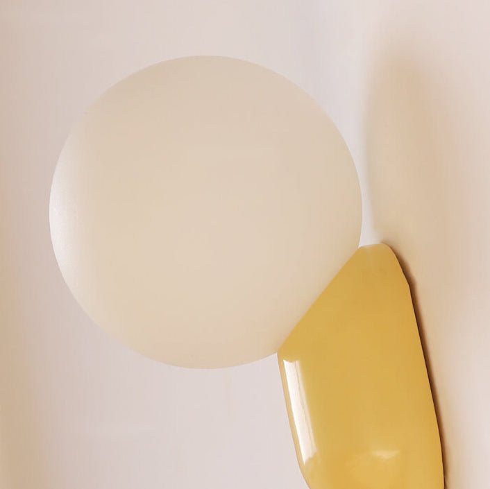 Elegant 1-Light Modern Glass Globe Wall Sconce For Home Lighting | Temsk