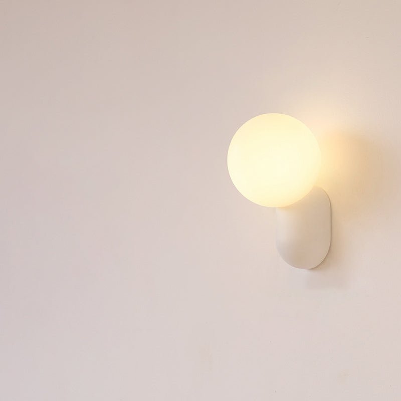 Elegant 1-Light Modern Glass Globe Wall Sconce For Home Lighting | Temsk