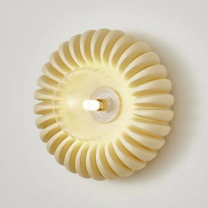 Lunetta | Artistic Resin Wall Sconce | Snurv | Temsk