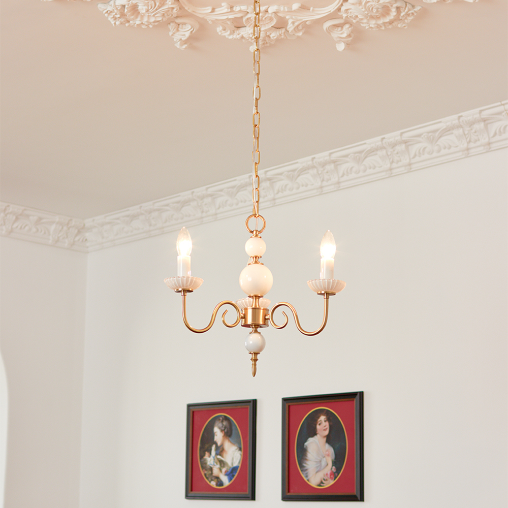 Novae Sleek Iron and Glass Pendant Light for Modern Bedrooms | Snurv | Temsk