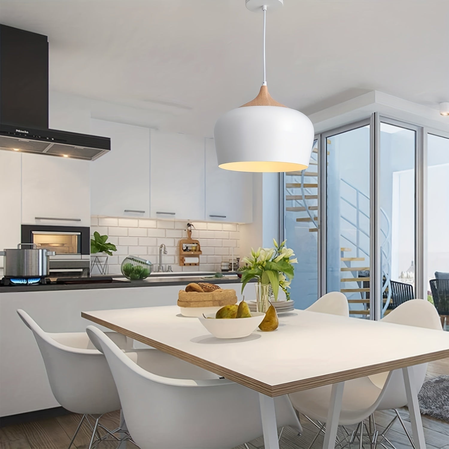 Moderne skandinavische Pendelleuchte mit Eisen- und Holzmaserungs-Design | Temsk