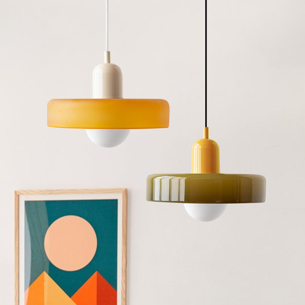Nordische Pendelleuchte mit Retro-Glas-Look für bunte moderne Räume | Temsk