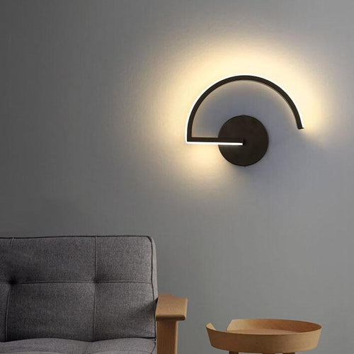 Curved Line LED Wall Light With Sculptural Arc Glow Temsk