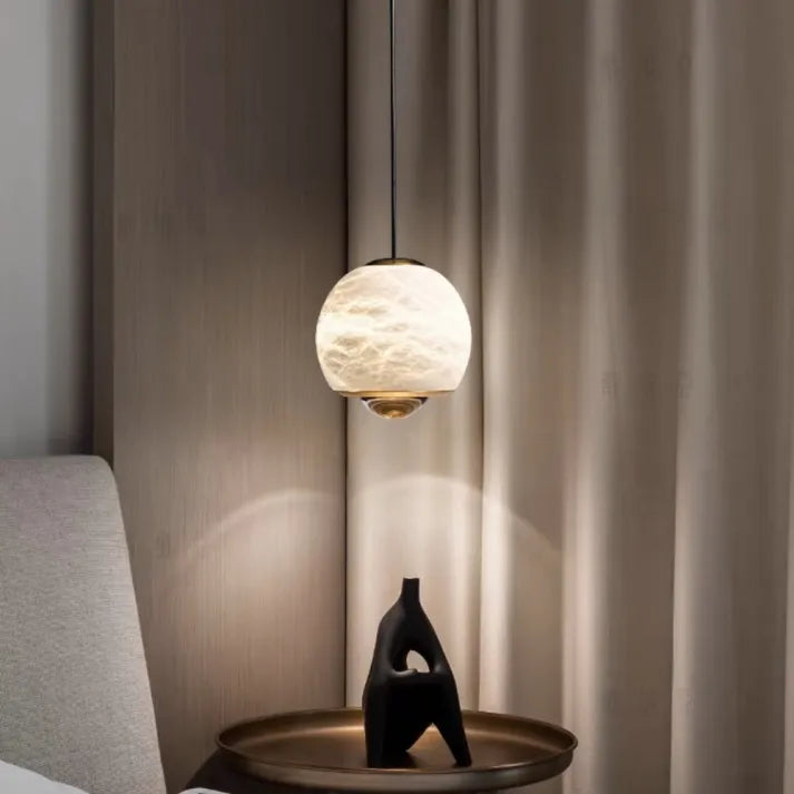Solara Marble and Alabaster Luster Lamp in Scandinavian Style | Snurv | Temsk