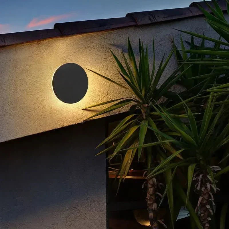 Orra Outdoor Wall Light Minimalist LED Wall Fixture Round Or Square IP65 | Temsk