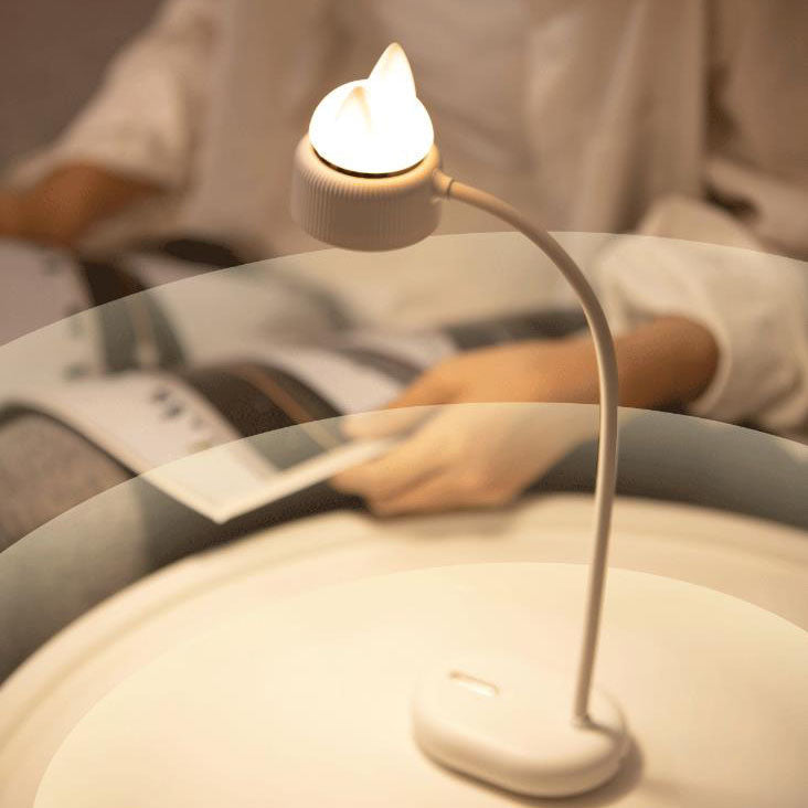 LED lampa LumaClip s klipem ve tvaru kočičích uší pro domácí kancelář a pohodlí očí | Temsk