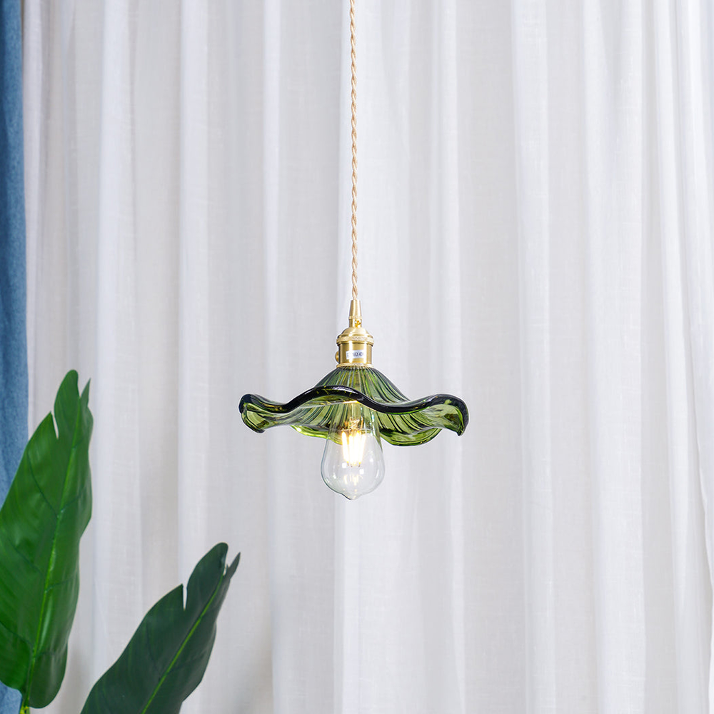 Verleihen Sie Ihrem Raum mit der Flower Glass LED-Pendelleuchte Stil | Temsk