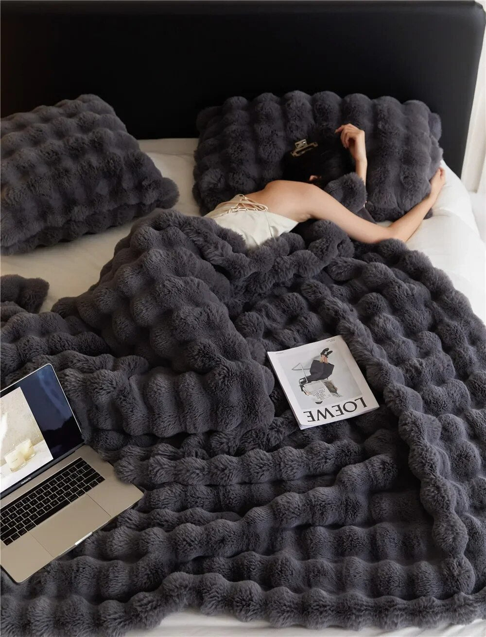 Warm Wool Blanket From CozyNest For Chilly Nights At Home | Temsk