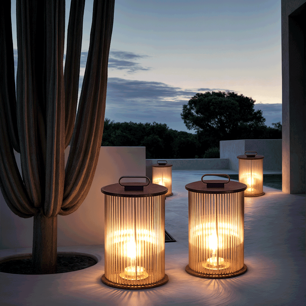 Solmere Ribbed Glass Outdoor Lantern Lamp Waterproof Garden Light | Temsk