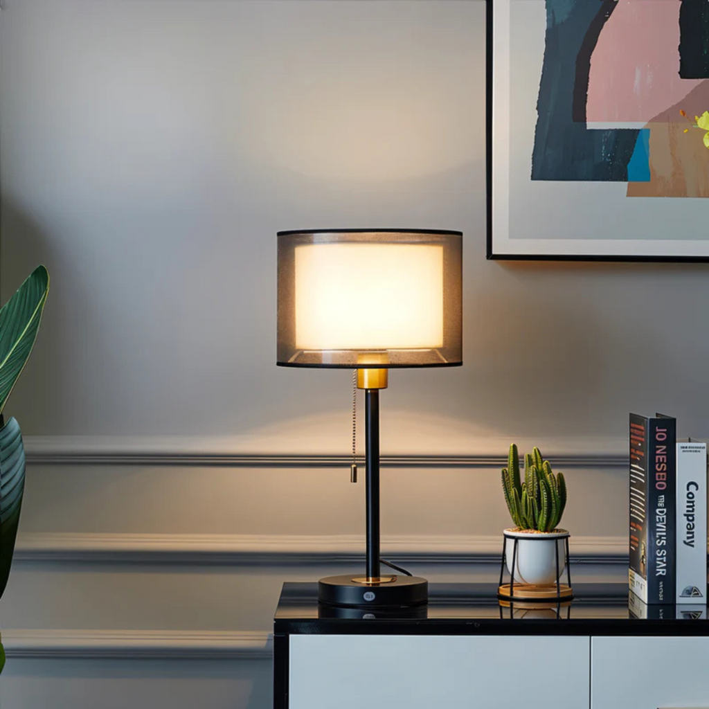 Lumis Tischlampe mit doppellamelligem Stoffschirm im modernen Vintage-Stil | Temsk