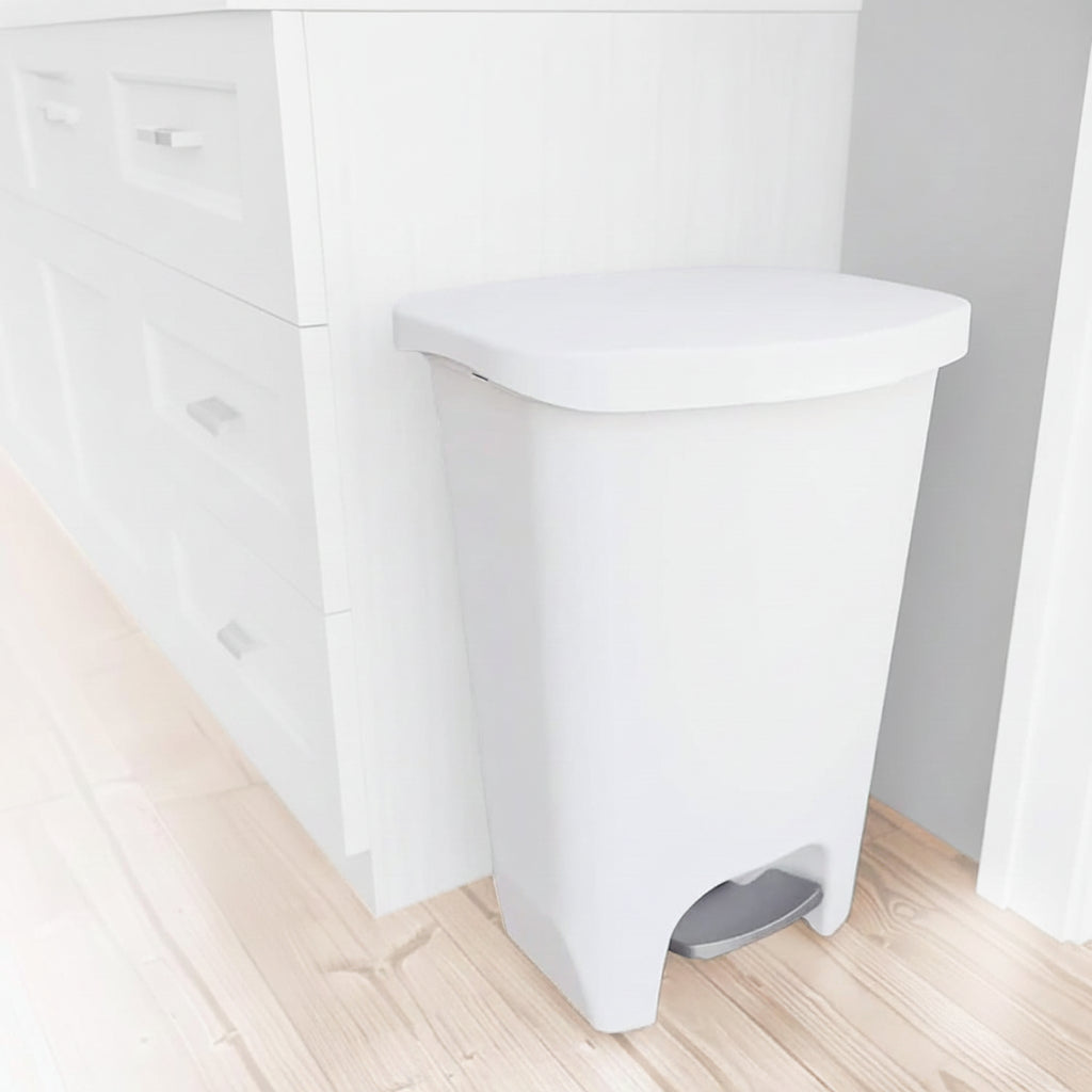 White 13-Gallon Trash Can With Step Pedal And Odor Protection | Temsk