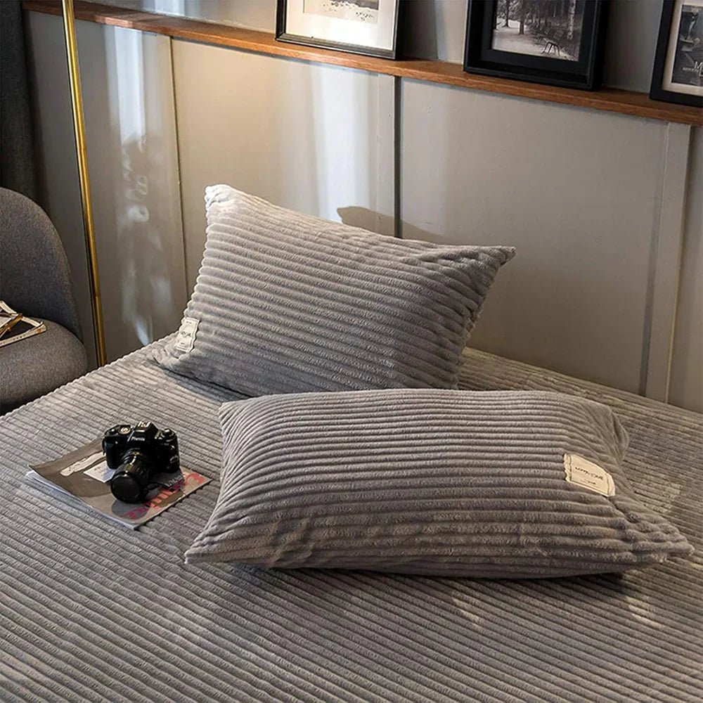 Winter Plush Duvet Cover Set With Bedspread Look Design | Temsk