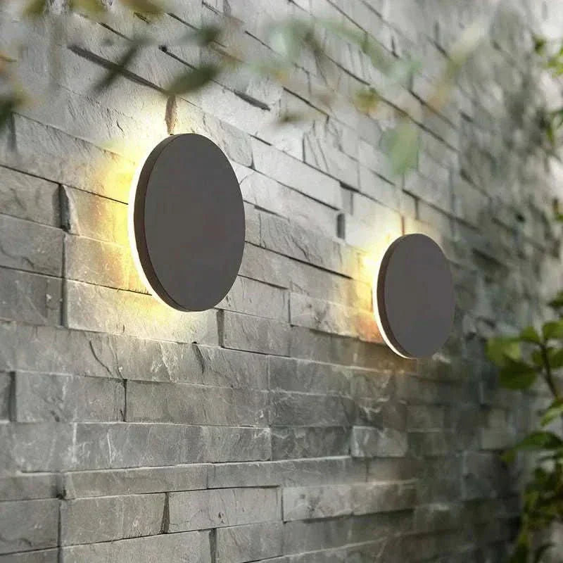 Orra Outdoor Wall Light Minimalist LED Wall Fixture Round Or Square IP65 | Temsk