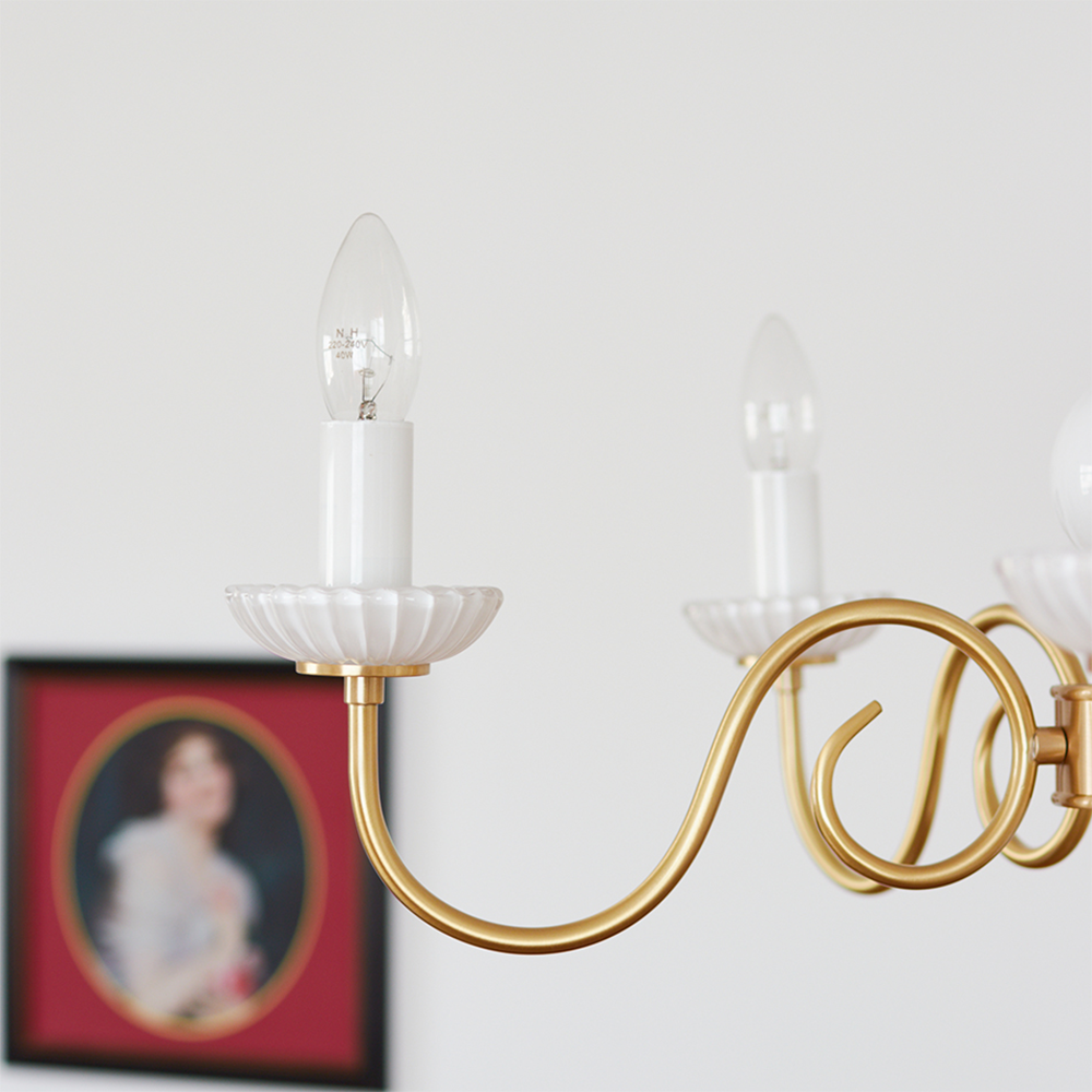 Novae Sleek Iron and Glass Pendant Light for Modern Bedrooms | Snurv | Temsk
