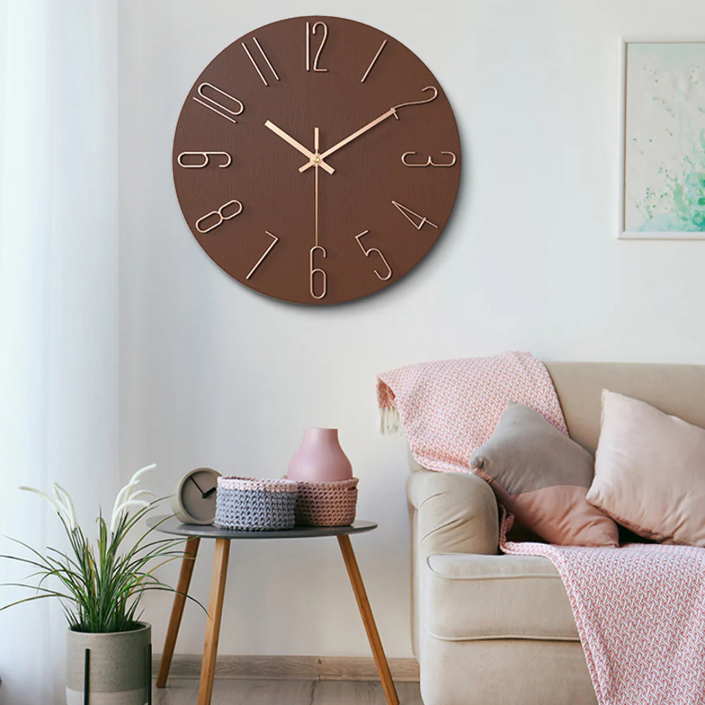 Edle minimalistische Wanduhr mit modernen goldenen Akzenten | Temsk