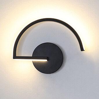 Kurvenlinien-LED-Wandleuchte mit skulpturalem Bogenlicht | Temsk