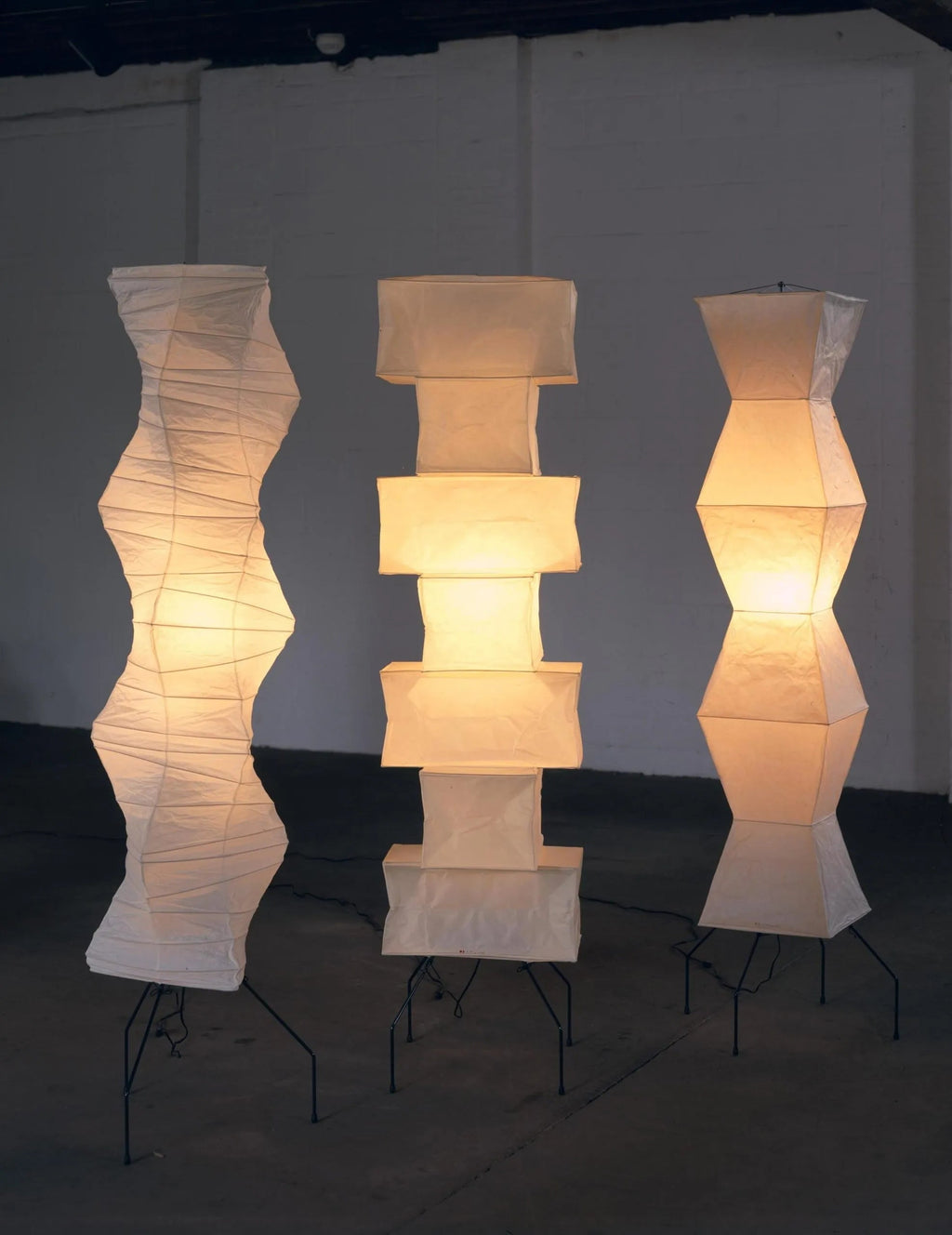 AstraLume Floor Lamp With Rice Paper Shade And Minimalist Warmth | Temsk