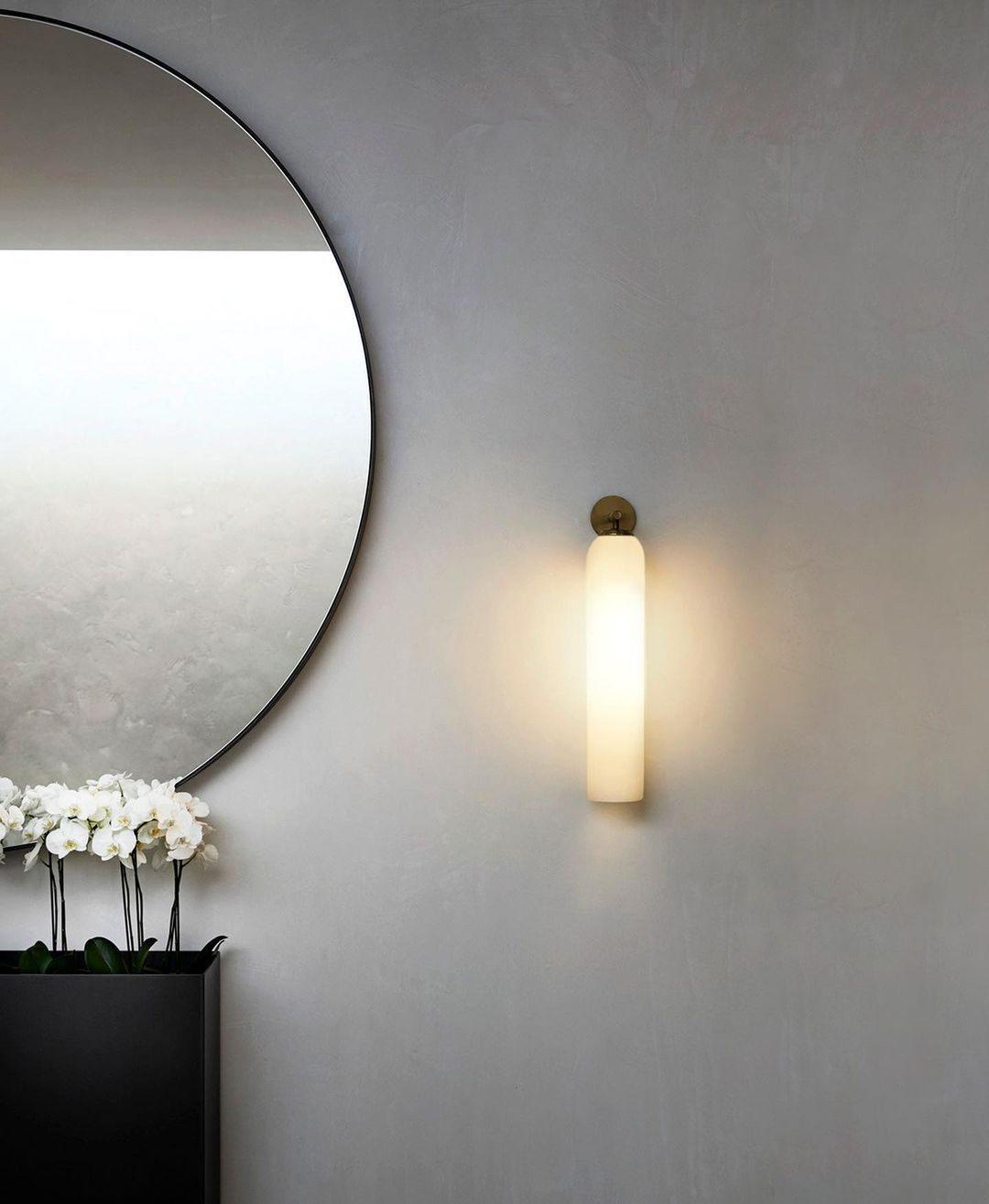 Lumiara | Glass Wall Sconce | Snurv | Temsk