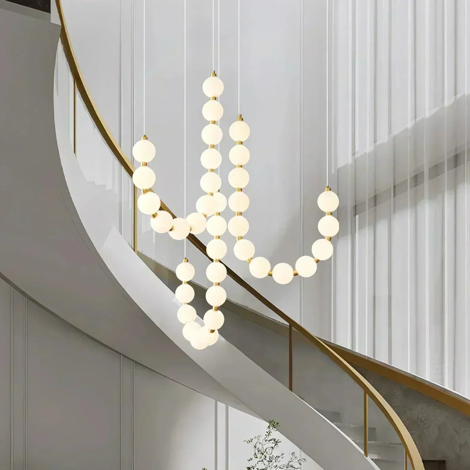 Novaelle Elegant Brass and Metal and Acrylic Chandelier Necklace | Snurv | Temsk