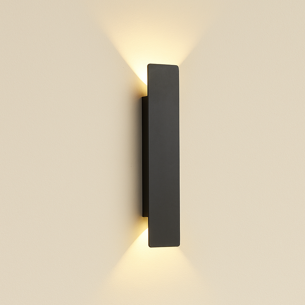 Lumora Sleek Minimalist Aluminum Outdoor Wall Sconce Light | Temsk