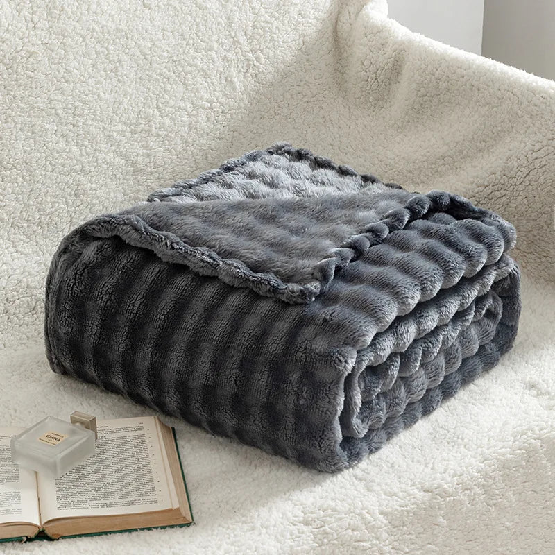 CozyNest 3D Bubble Plush Blanket For All Seasons At Home | Temsk