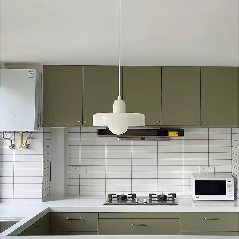 Nordische Pendelleuchte mit Retro-Glas-Look für bunte moderne Räume | Temsk
