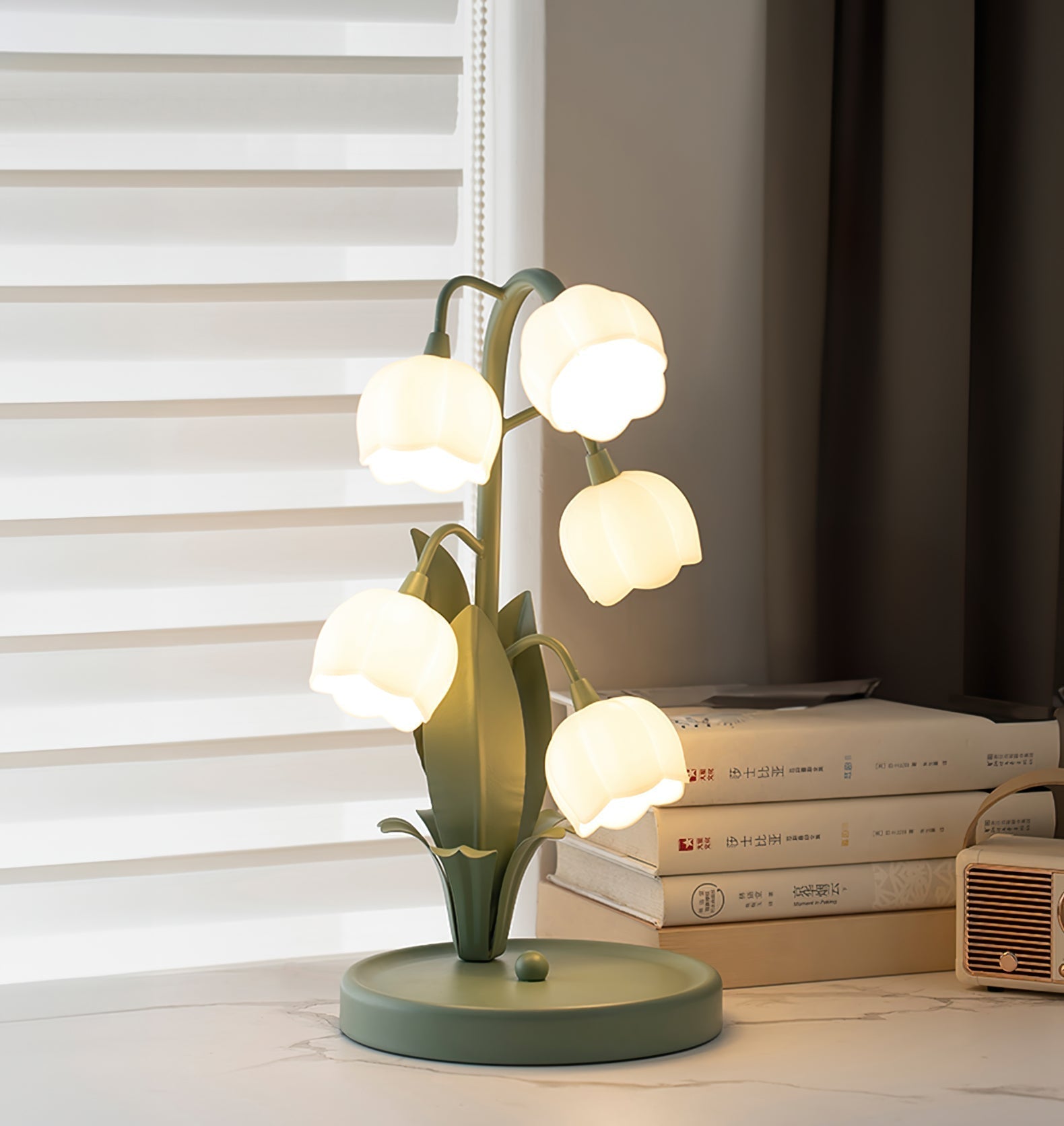 Glockenorchideen-Tischlampe, zarte florale Innenbeleuchtung | Temsk