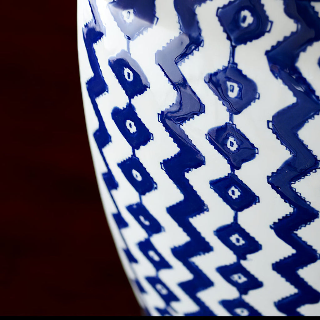 Astra Blue and White Porcelain Table Lamp With Satin Nickel Finish | Temsk