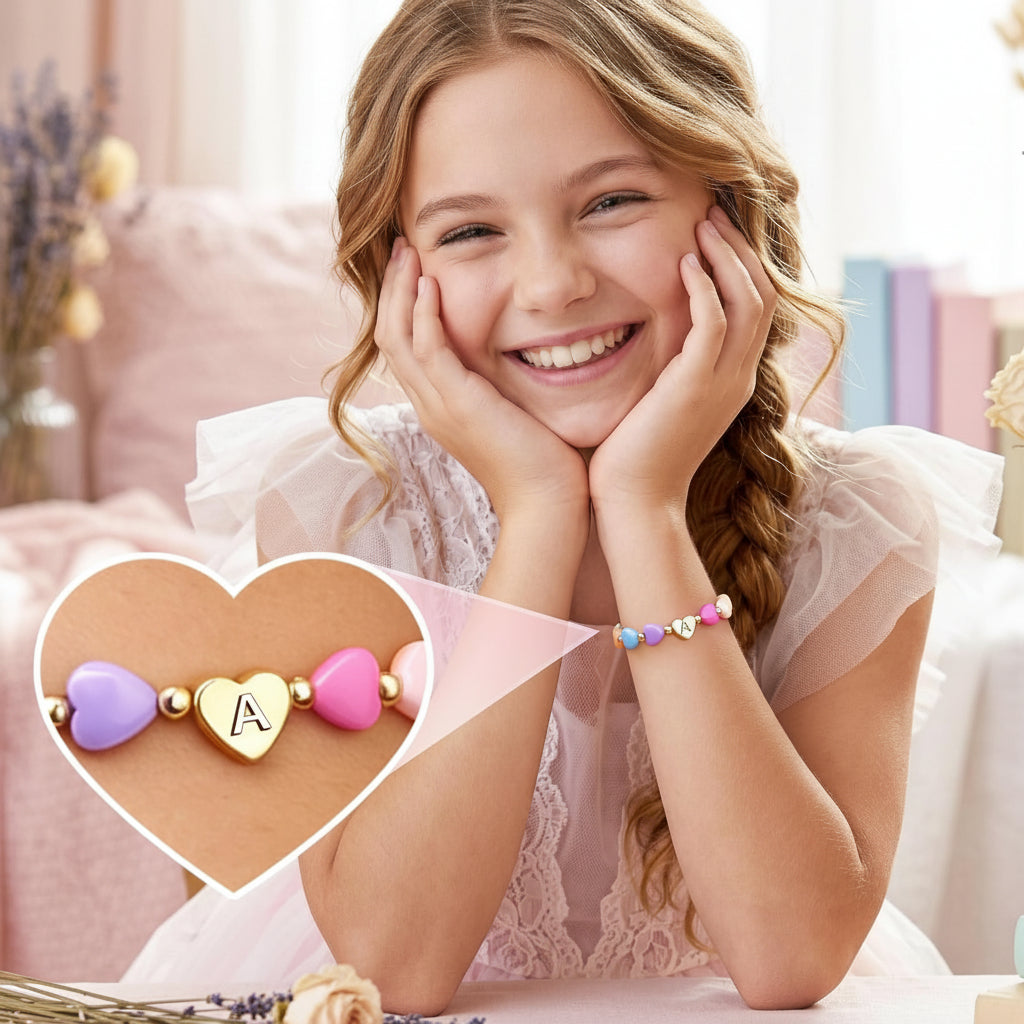 Perlenherzarmband als personalisiertes Muttertagsgeschenk mit Initialen | Temsk