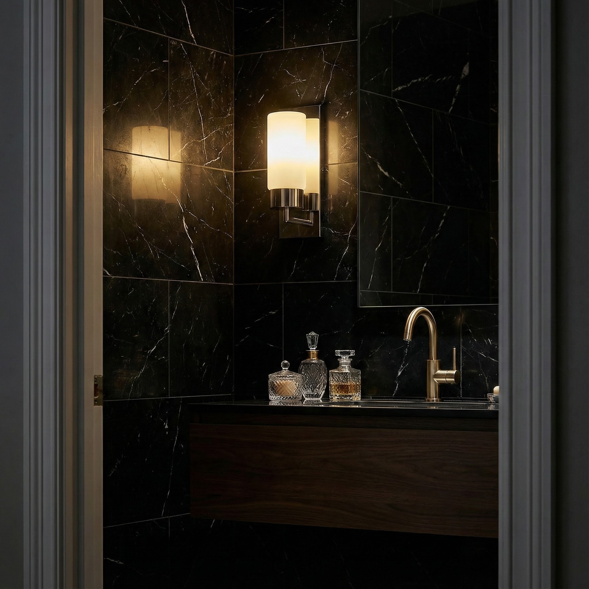 NovaLume Sleek Modern Minimalist Wall Sconce Lighting Fixture | Temsk