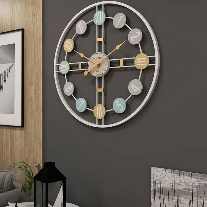 SereneTime Quiet Wall Clock For A Peaceful Living Space | Temsk