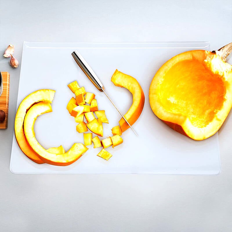 ClearSlice Acrylic Cutting Board With Non Slip Handle And Scratch Resistant Surface | Temsk