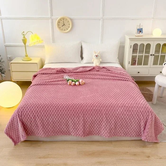 Cozy Cloud Coral Fleece Blanket for Comfort and Warmth in Everyday Life | Temsk