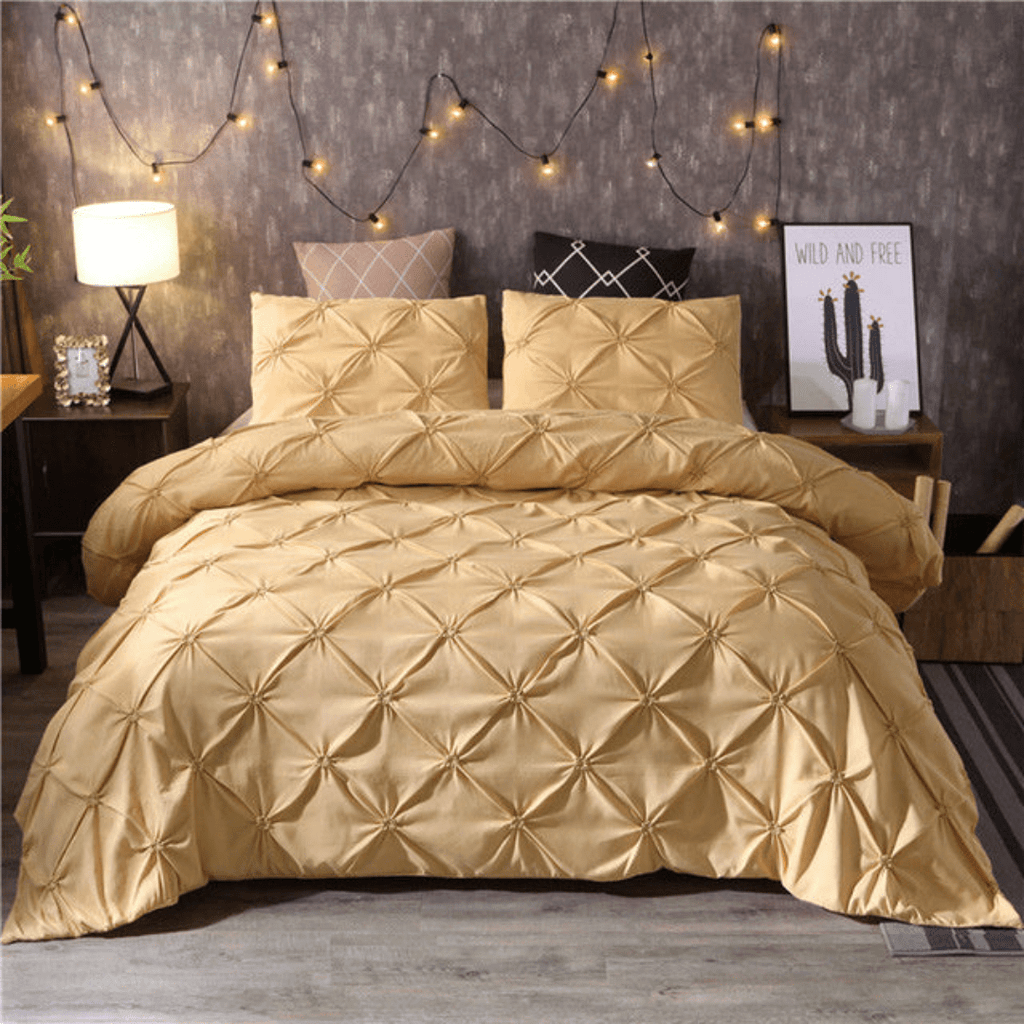 Elegant Cotton Bedding Set by Aurora for Year-Round Sleep Comfort | Temsk