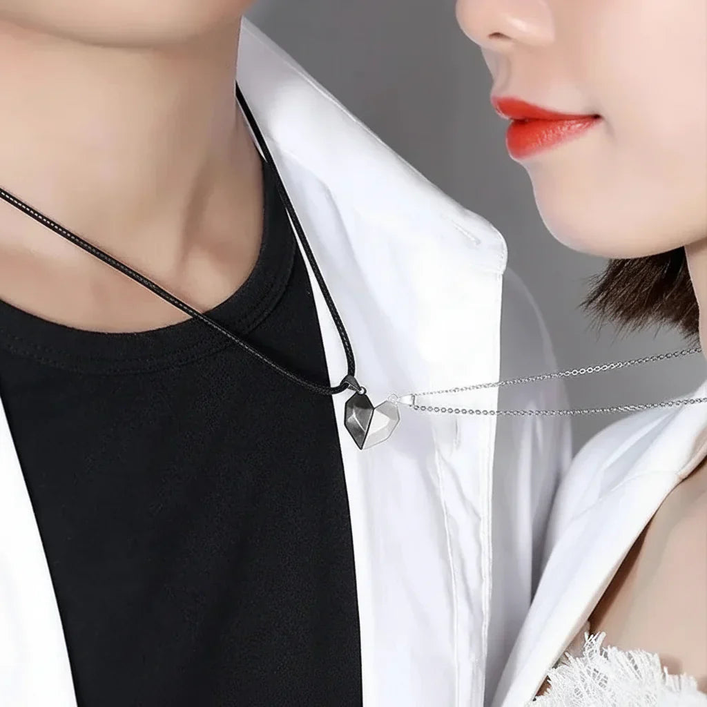 Couples Magnetic Heart Pendant Necklace Set For Lovers | Temsk