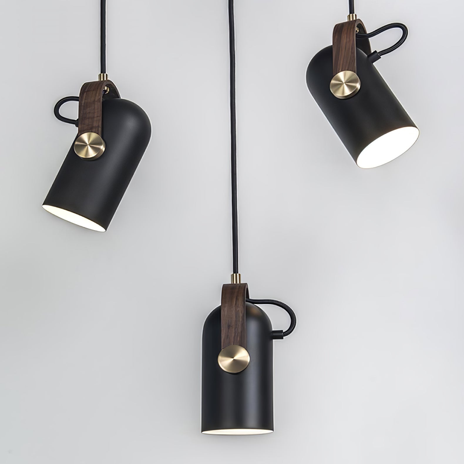 Kovara Modern Lamp for Bright Interior Illumination | Snurv | Temsk