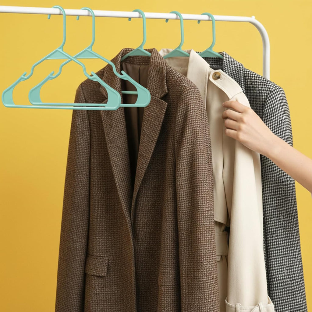 Slim Plastic Clothes Hangers Set For Heavy Duty Closet Organizer | Temsk