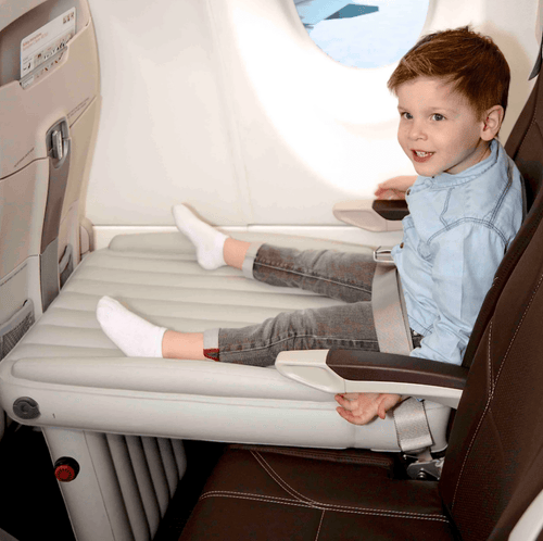 CloudNest Toddler Inflatable Airplane Seat Bed For Comfortable In-Flight Travel Temsk