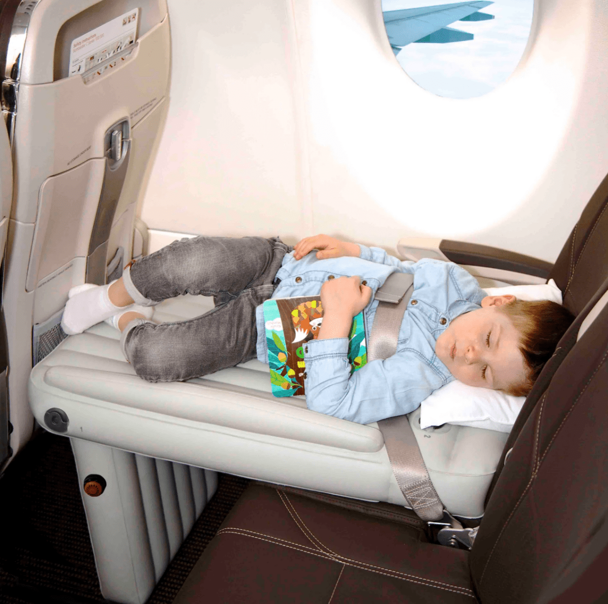 CloudNest Inflatable Toddler Airplane Seat Bed For Comfortable Travel | Temsk