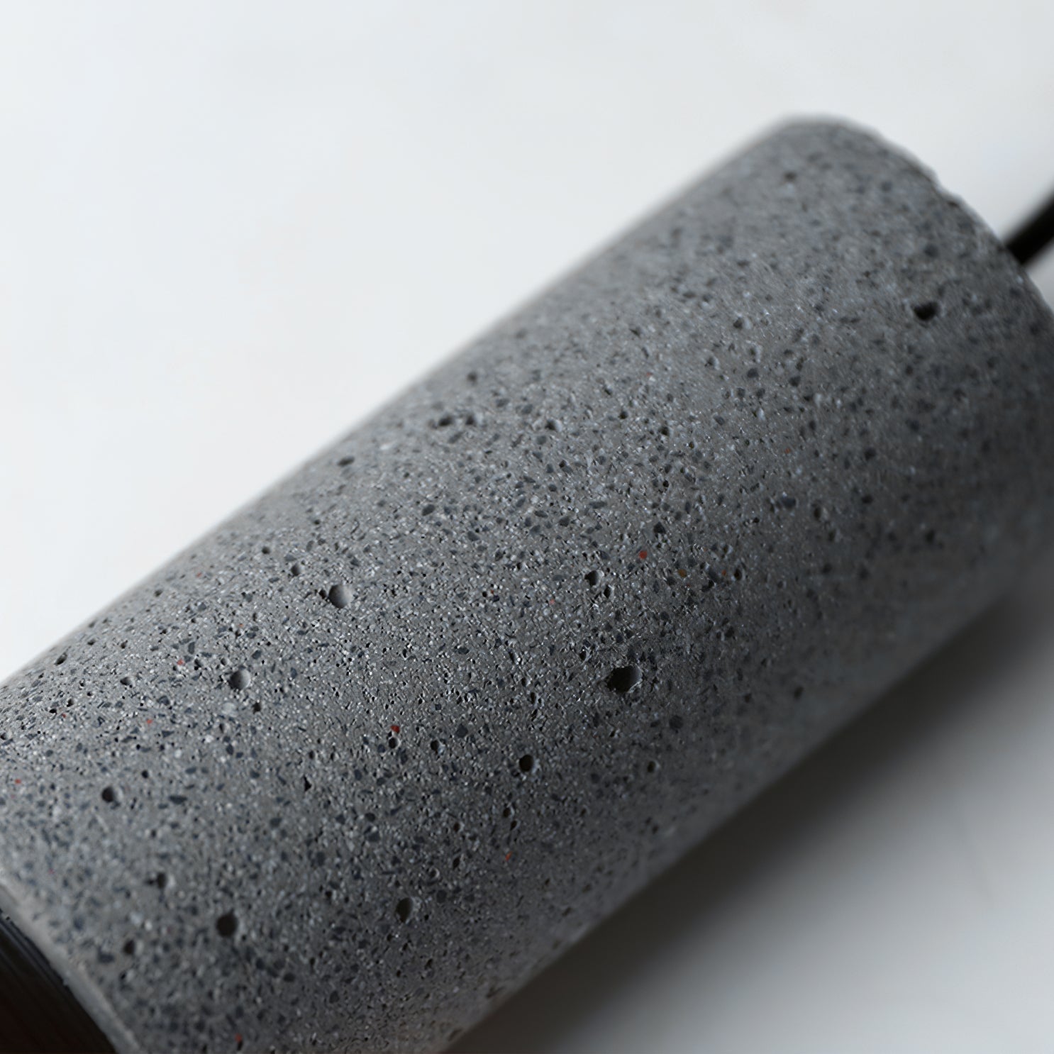 Urban Concrete Pendelleuchte im industriellen LED-Design | Temsk