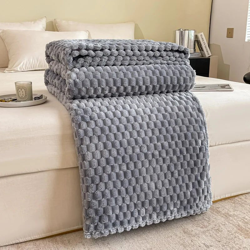 Velvet Haven Cozy Blanket With Ultra Soft Checkered Pattern | Temsk