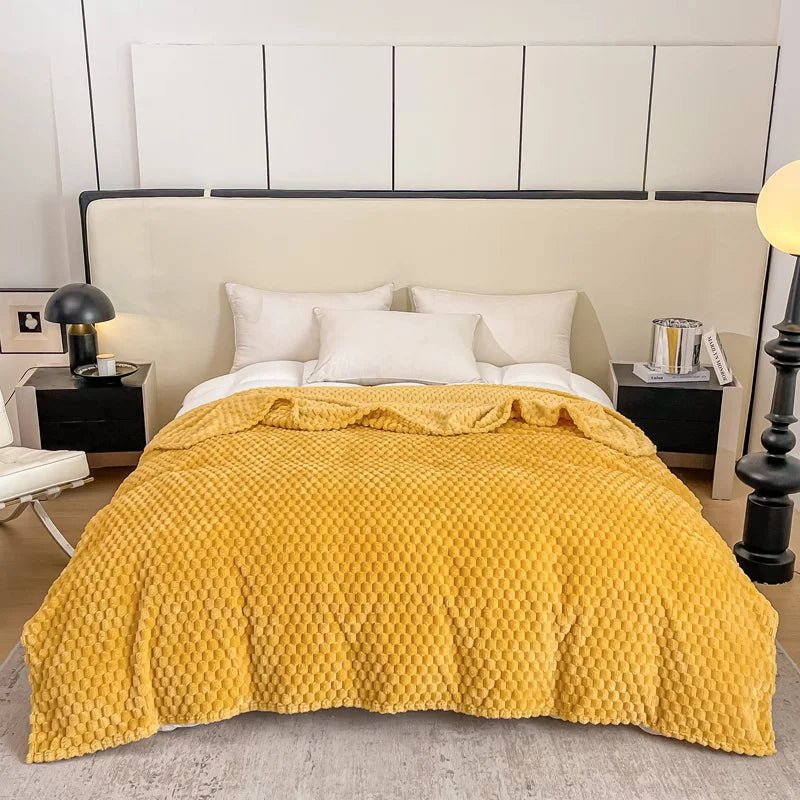 Velvet Haven Cozy Blanket With Ultra Soft Checkered Pattern | Temsk