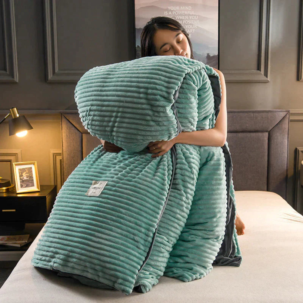 Winter Plush Duvet Cover Set With Bedspread Look Design | Temsk