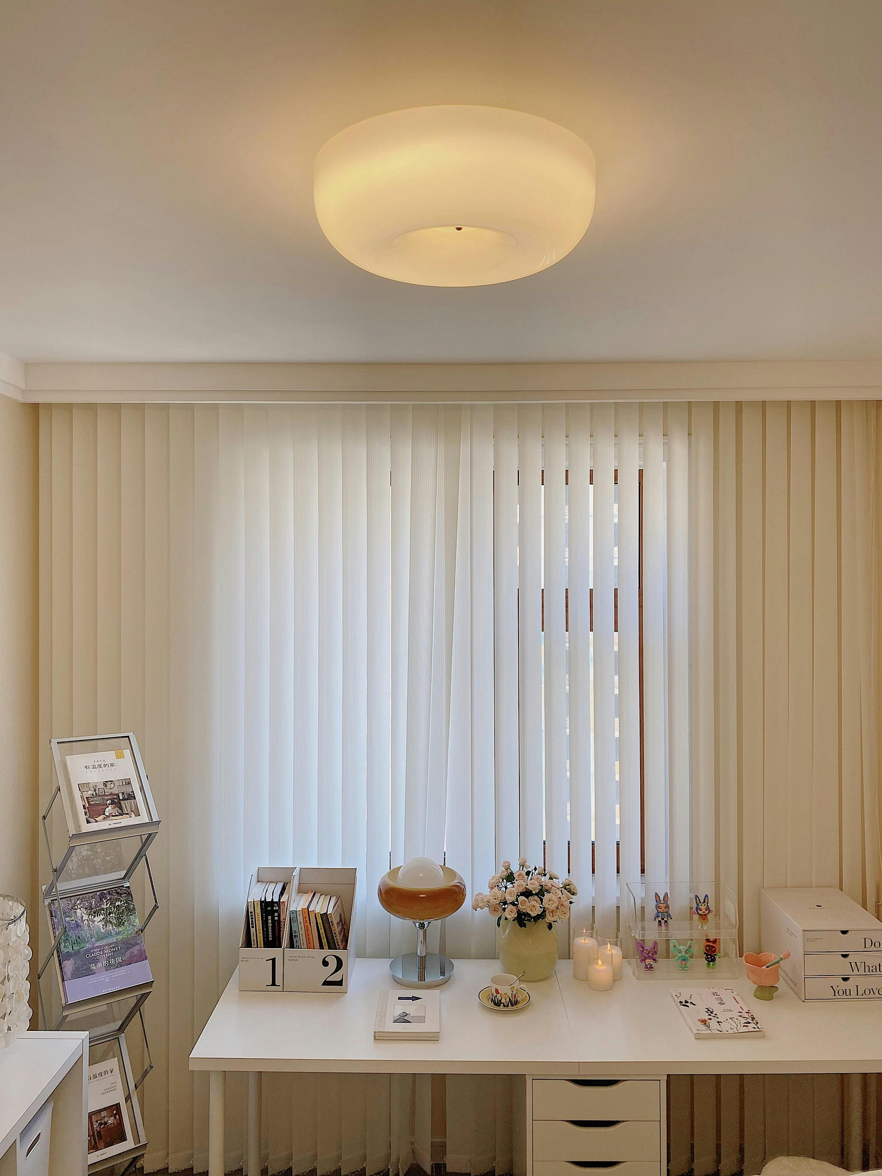 Cream Pudding Milk Glass Ceiling Light With Silver Accent, Dimmable Warm White | Temsk